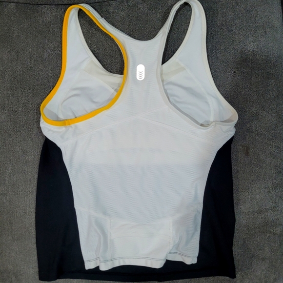 Nike Athletic tank - Picture 7 of 8